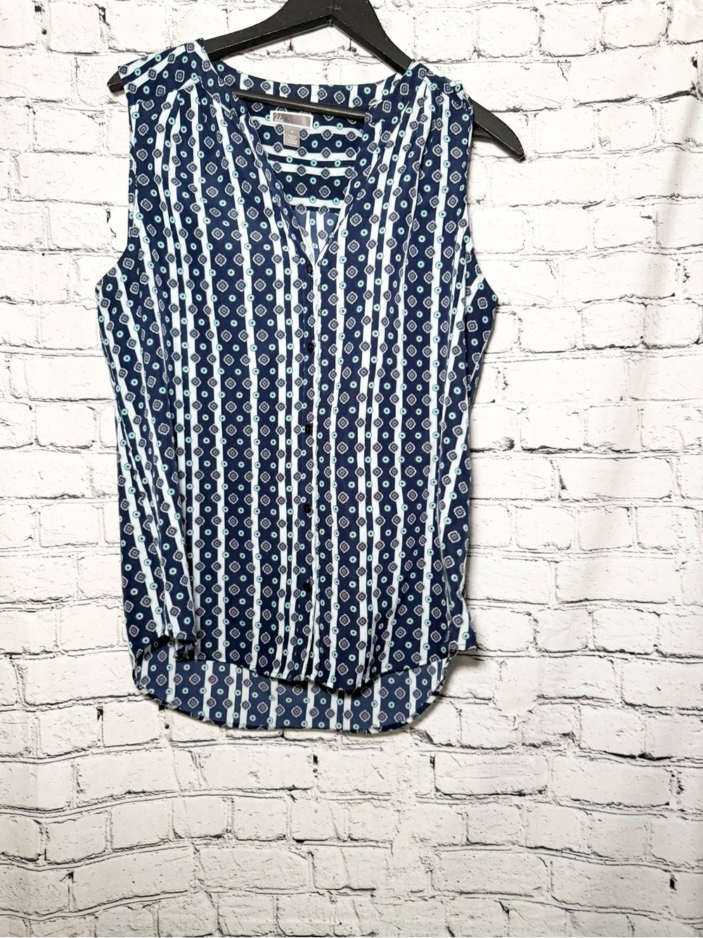 Chelsea28 tank. Size M